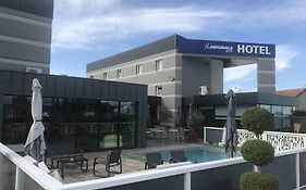 The Originals City, Hotel Helios, Roanne Nord