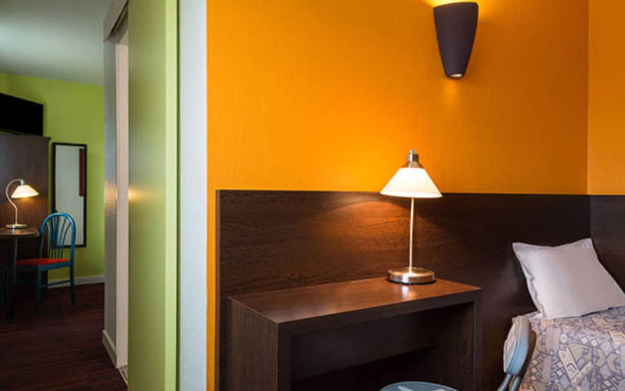 The Originals City, Hotel Helios, Roanne Nord Mably Buitenkant foto