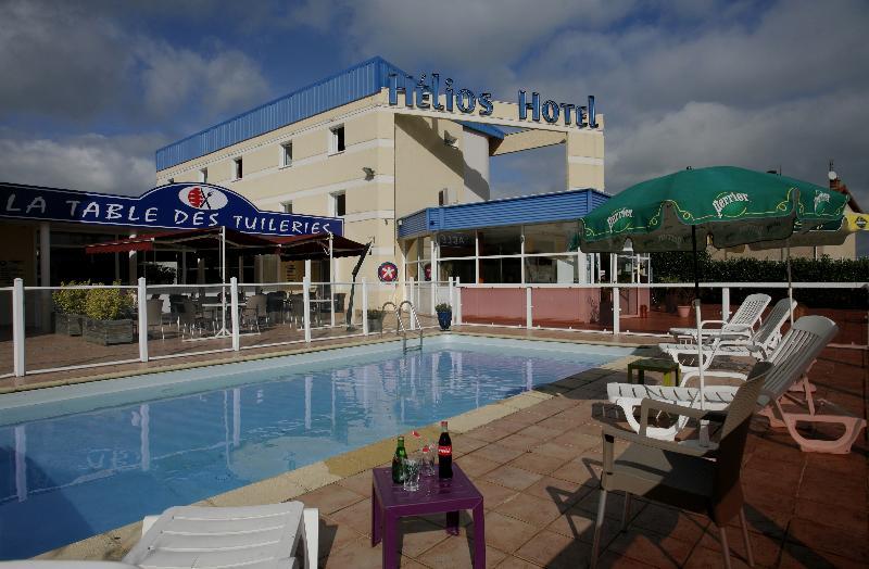 The Originals City, Hotel Helios, Roanne Nord Mably Buitenkant foto