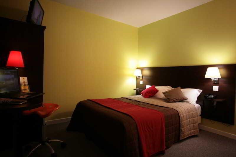 The Originals City, Hotel Helios, Roanne Nord Mably Buitenkant foto
