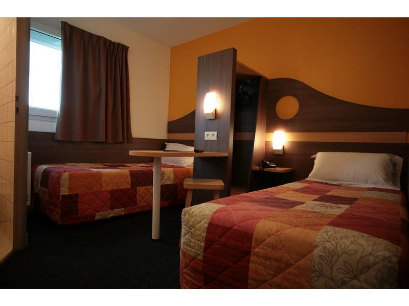 The Originals City, Hotel Helios, Roanne Nord Mably Buitenkant foto