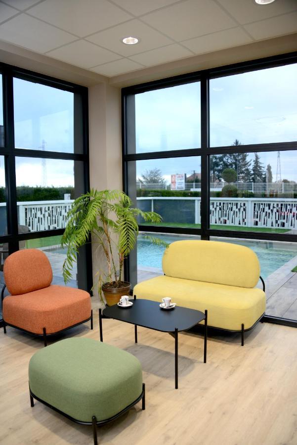 The Originals City, Hotel Helios, Roanne Nord Mably Buitenkant foto